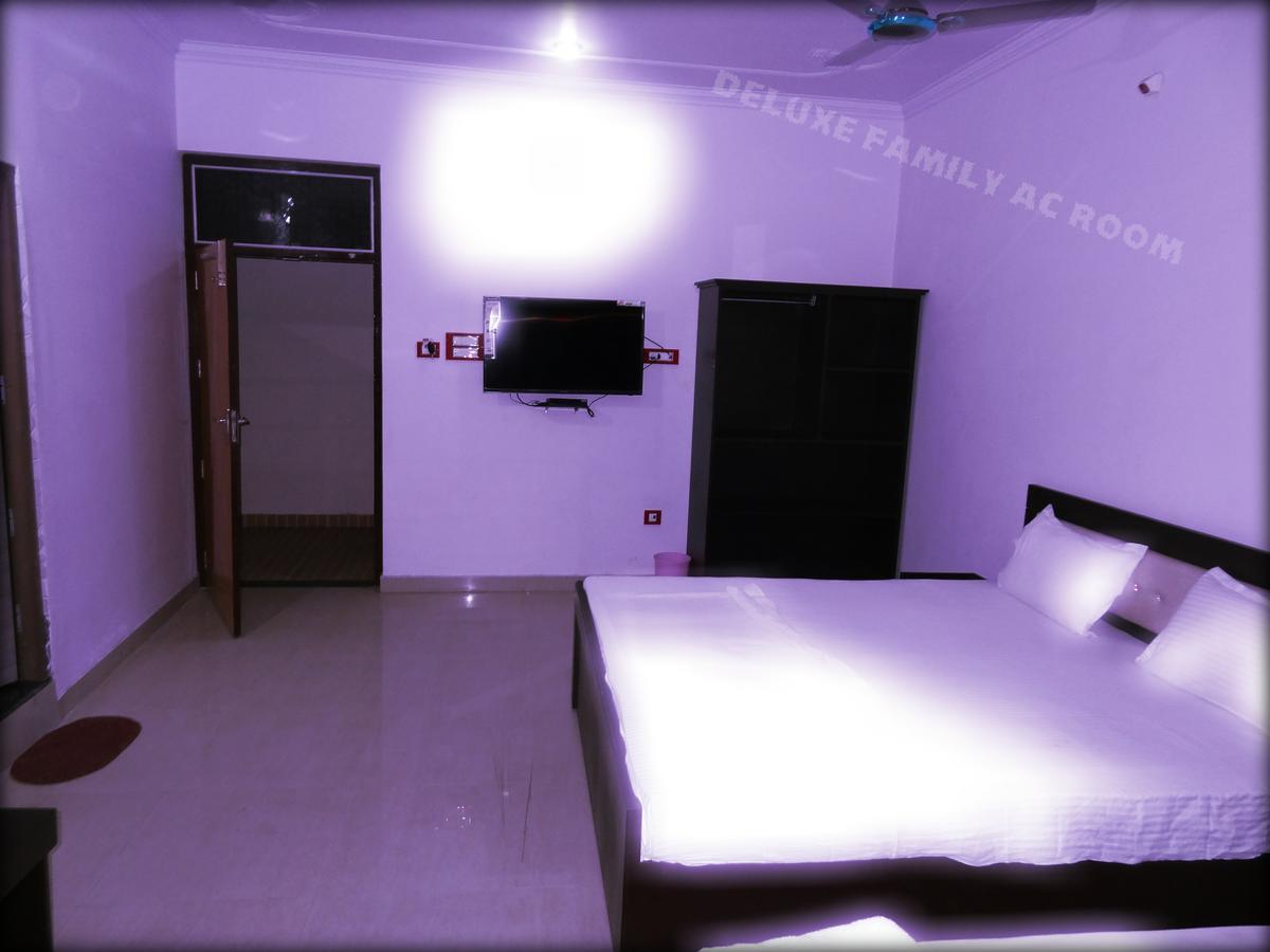 The Royal Hotel Chhatarpur Exteriér fotografie
