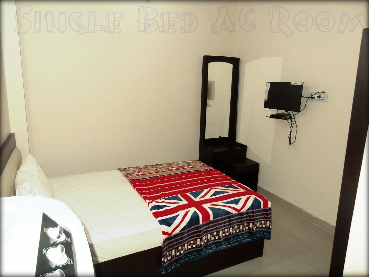The Royal Hotel Chhatarpur Exteriér fotografie